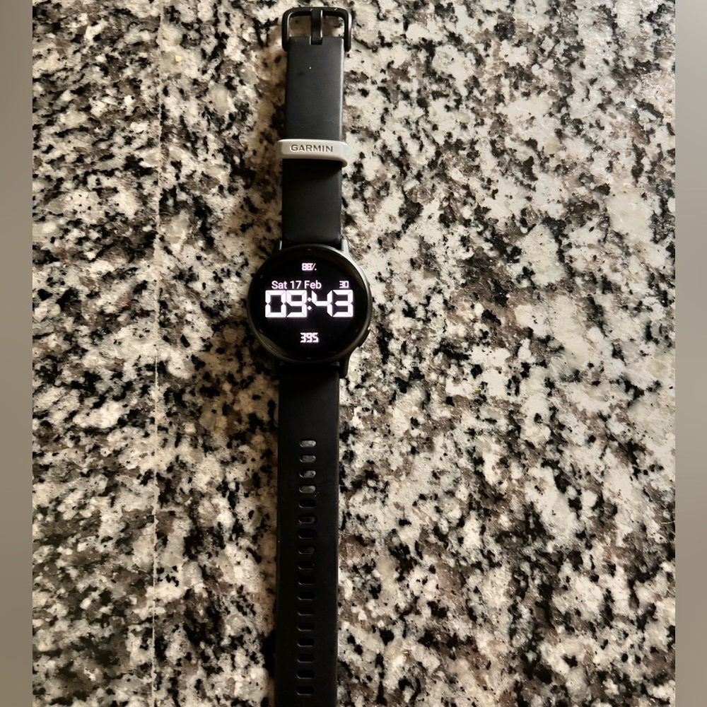 Garmin Vivo Active 5! Only two months old.